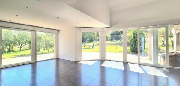 maison/villa 8 pièce(s) 222 m2