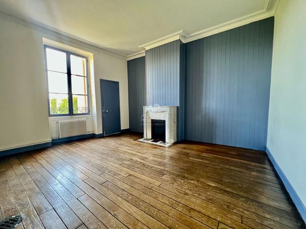 Maison Pontoise 7 pièce(s) €399 990 ** - Référence 11030