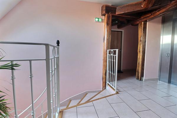 Immeuble à Vendre à Etampes 1200 m2
