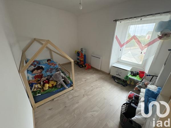 House for sale 4 rooms 109 m² Azay-sur-Thouet