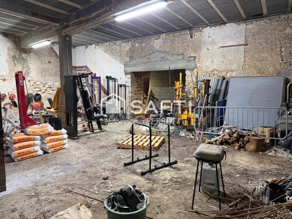 MAISON DE VILLAGE 95M² AVEC STUDIO DE 27M² ET GARAGE 130M²