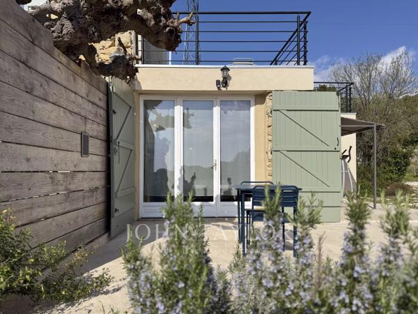 Le Castellet – Mas provençal en pierre au cœur des vignes avec piscine et activité d’accueil