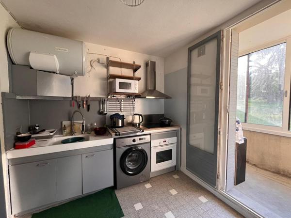 APPARTEMENT T4 PIERRE BENITE METRO