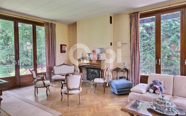 Maison à vendre    7 pièces •  Lons