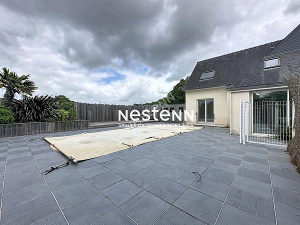 Maison 5 chambres - VIE DE PLAIN-PIED - Grands garages - Panneaux photovoltaïques - PISCINE chauffée