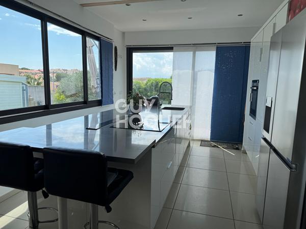 Maison d'Exception à Villeneuve-de-la-Raho - Exclusivité Guy Hoquet