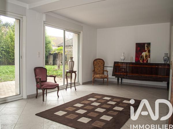 Maison à vendre 14 pièces 298 m² Orgeval