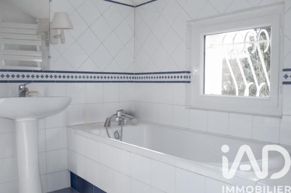 Maison à vendre 14 pièces 298 m² Orgeval