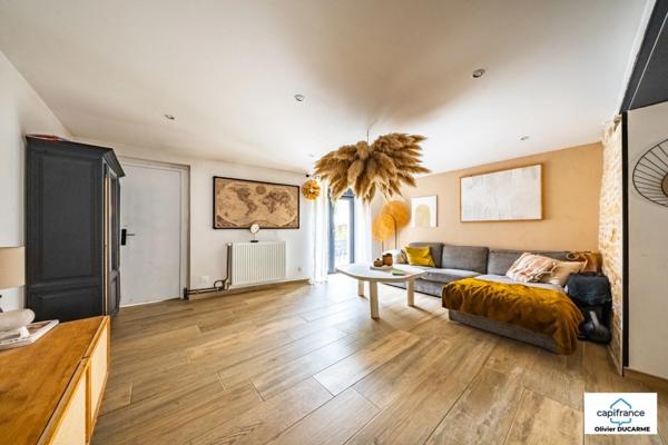 Ensemble immobilier de 180 m² de 9 pièces avec maison de caractère et T2 à AUTREY LES GRAY (70)