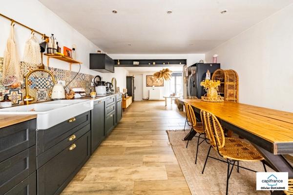 Ensemble immobilier de 180 m² de 9 pièces avec maison de caractère et T2 à AUTREY LES GRAY (70)