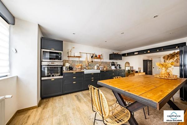 Ensemble immobilier de 180 m² de 9 pièces avec maison de caractère et T2 à AUTREY LES GRAY (70)