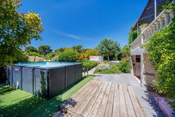 Les Caillols/ La commanderie- Maison- 5P-120 M2 + Studio indépendant
