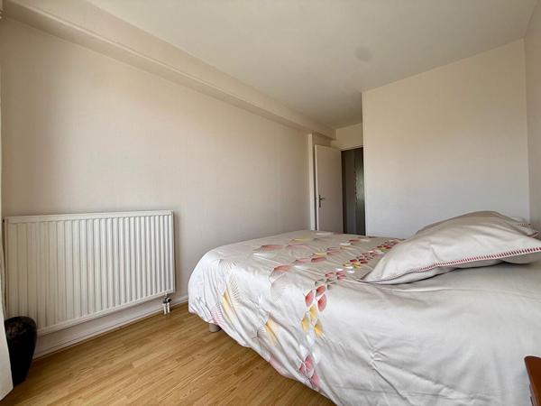 Appartement 2 pièces 50 m² Dernier étage Balcon Box Chatou