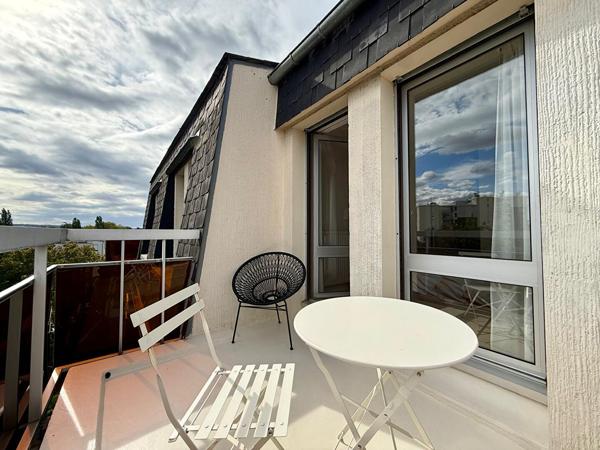 Appartement 2 pièces 50 m² Dernier étage Balcon Box Chatou