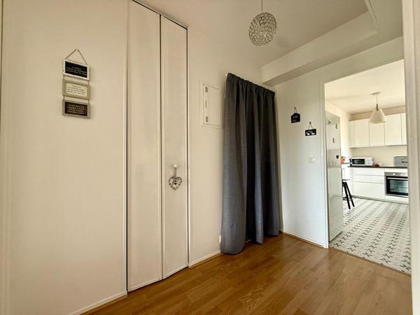 Appartement 2 pièces 50 m² Dernier étage Balcon Box Chatou