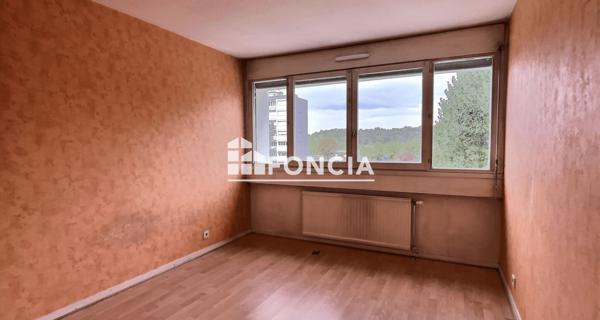 À vendre Appartement 4 pièces 86 m² - Villars 42390