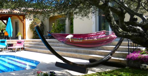 Villecroze (83690) Villa 9 pièces 5 chambres avec piscine et salle de sport, salle de billard...