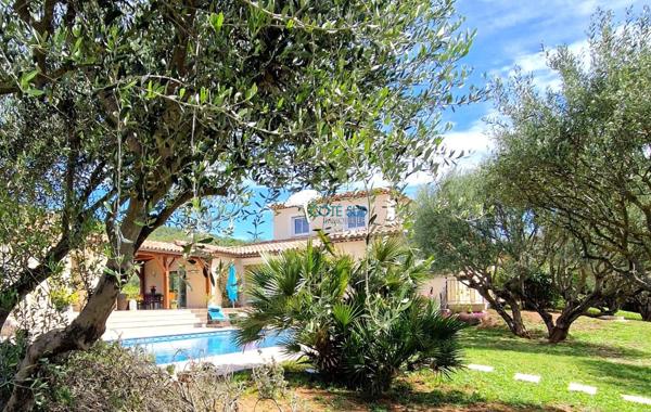 Villecroze (83690) Villa 9 pièces 5 chambres avec piscine et salle de sport, salle de billard...