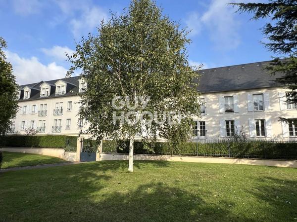 A BAYEUX, appartement F3 à BAYEUX (14400) de 59,35 m² loi CARREZ, avec garage, parking et cave.