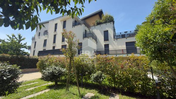 COUP DE COEUR 3 PIÈCES REZ-DE-JARDIN GRAND JARDIN 90 m²