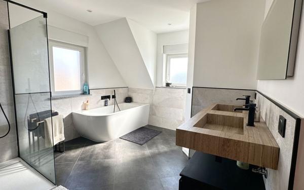 Maison à vendre    6 pièces •  Stutzheim-Offenheim