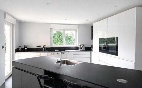 Maison à vendre    6 pièces •  Stutzheim-Offenheim