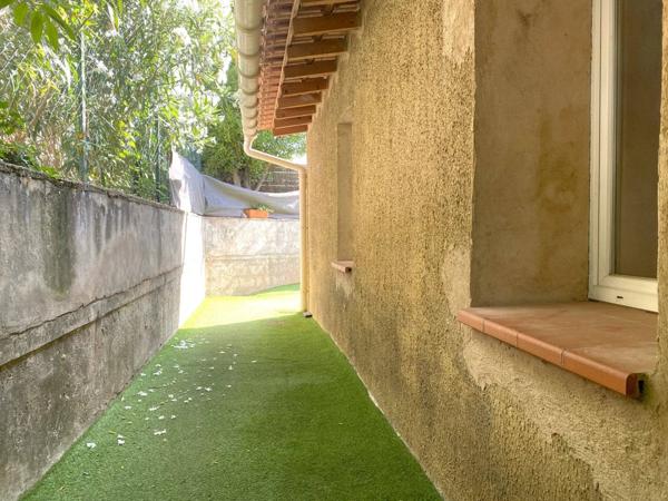 En eXclusivité / Bas de villa - appartement T4 de 93 m² en rez-de-jardin / Toulon Ouest