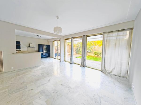 Appartement à vendre grand 4 pièces NICE (06)