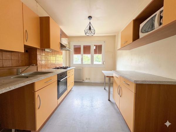 Appartement Pringy 5 pièce(s) 108 m2