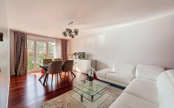 Appartement à vendre    3 pièces • 69 m2 Guyancourt