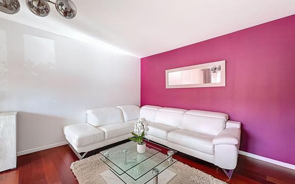 Appartement à vendre    3 pièces • 69 m2 Guyancourt