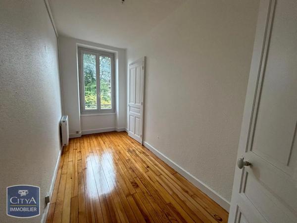 Appartement à louer 3 pièces 75.69m² Oyonnax (01100)