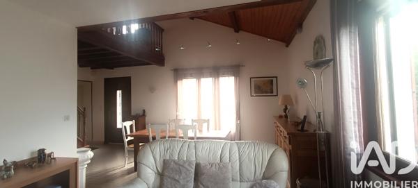 Maison à vendre 6 pièces 122 m² Siaugues-Sainte-Marie