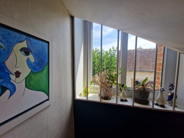 superbe maison de village avec grand jardin, dépendance et garage