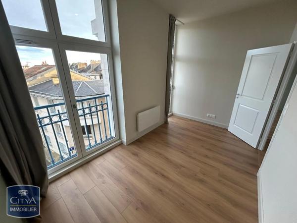 Appartement à louer 3 pièces 58.25m²