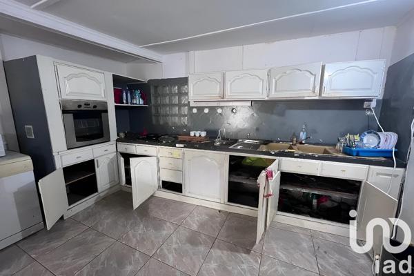 Maison à vendre 4 pièces 164 m² Le Tampon