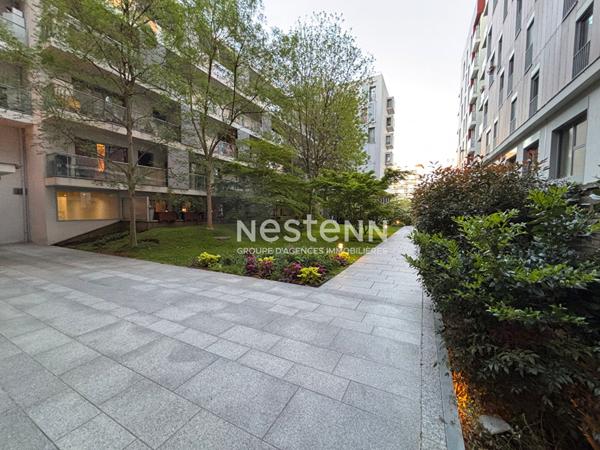 BOULOGNE BILLANCOURT- QUARTIER ILE SEGUIN /RIVES DE SEINE - Studio en étage élevé