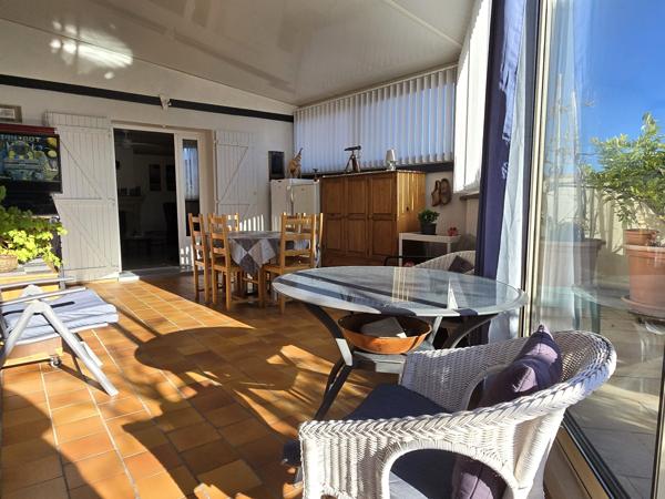 Maison lumineuse avec garage, terrasse et vue exceptionnelle