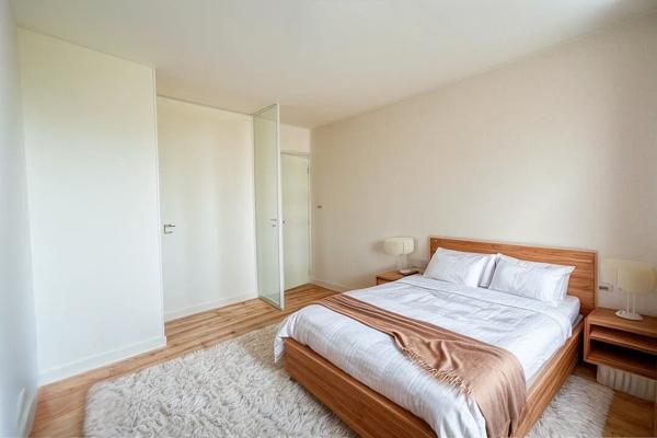 3 pièces avec deux chambres , parking et cave