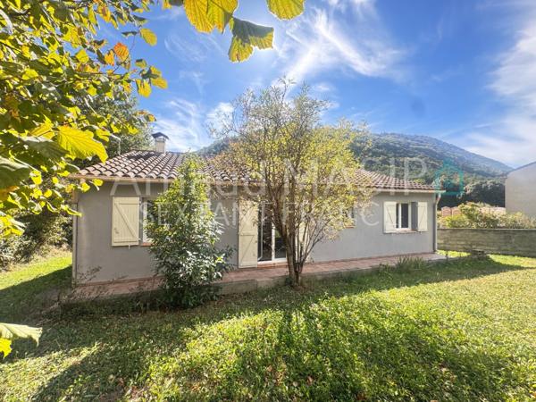 VILLA PLAIN PIED 4F, 3 CHAMBRES AVEC TERRASSES, JARDIN ET GARAGE, EMPLACEMENT CALME