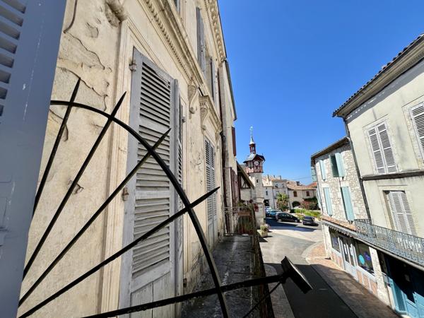 Immeuble à vendre à Castillonnès (47330) - Lot-et-Garonne
