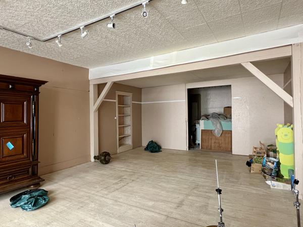 Immeuble à vendre à Castillonnès (47330) - Lot-et-Garonne