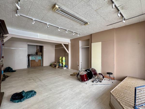 Immeuble à vendre à Castillonnès (47330) - Lot-et-Garonne