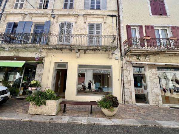 Immeuble à vendre à Castillonnès (47330) - Lot-et-Garonne