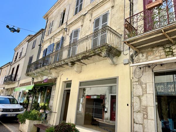 Immeuble à vendre à Castillonnès (47330) - Lot-et-Garonne