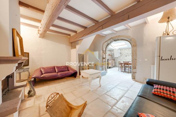Pertuis (84120) Maison de village T3 - 87m² - Pertuis centre