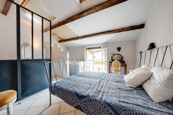 Pertuis (84120) Maison de village T3 - 87m² - Pertuis centre