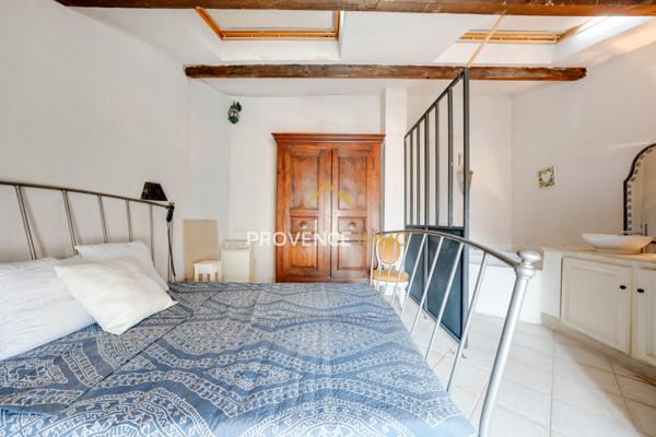 Pertuis (84120) Maison de village T3 - 87m² - Pertuis centre