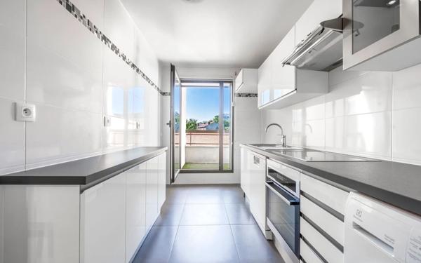 Appartement à vendre    3 pièces • 70,10 m2 Le Kremlin-Bicêtre