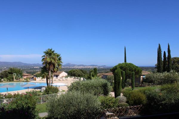 Appartement  Roquebrune sur Argens de 87m² vue Mer